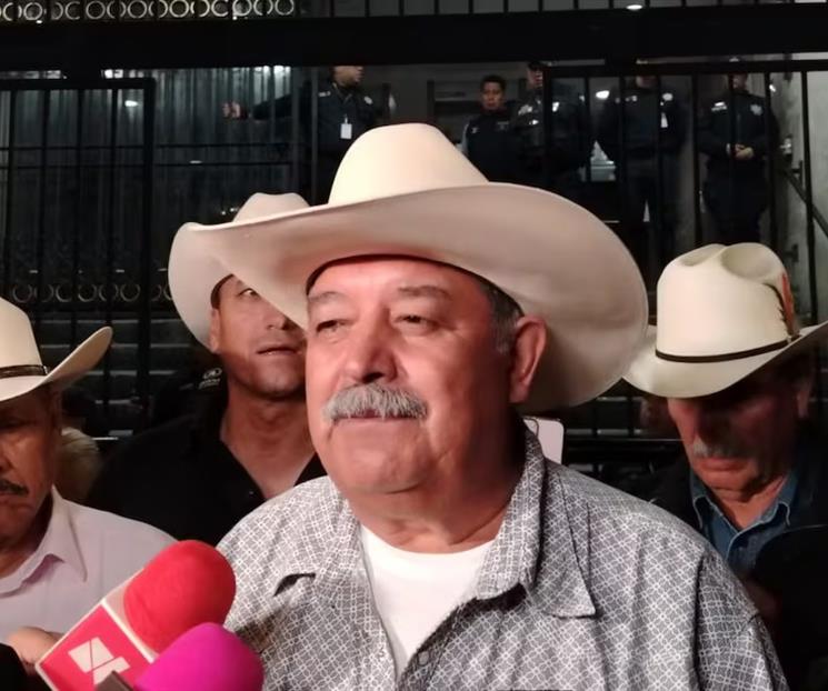 Amenazan transportistas con seguir con bloqueos Amenazan transportistas con seguir con bloqueos