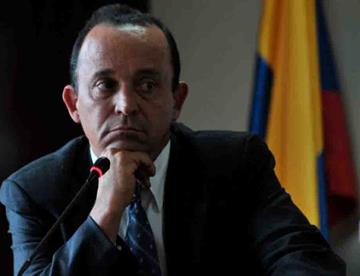 Condenan a 28 años de cárcel a Santiago Uribe