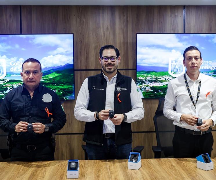 Presentan pulsera para proteger a las mujeres