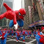 Realizan el Desfile Macys por el Día de Acción de Gracias en EU