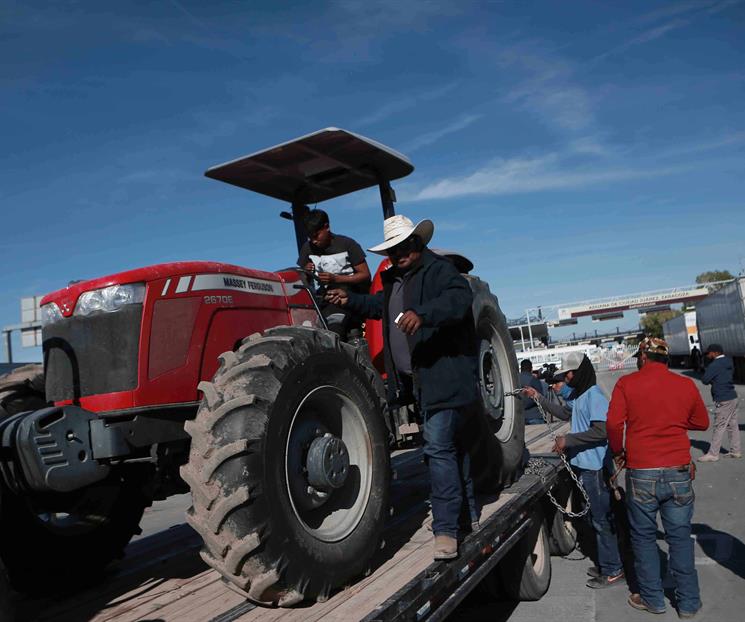 Continúan los bloqueos de productores en siete estados