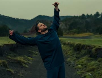 Estrena Christopher Uckermann su primer disco como solista