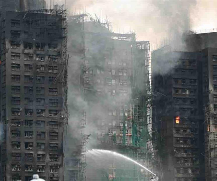 Incendio en complejo habitacional dejó al menos 36 personas sin vida
