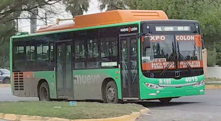 Se tendrá en tiempo real llegada y salida del transporte público