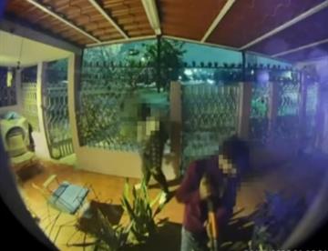 Intentan asaltar a familia en su casa