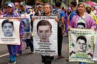 Familiares de los 43 de Ayotzinapa piden regreso del GIEI Familiares de los 43 de Ayotzinapa piden regreso del GIEI