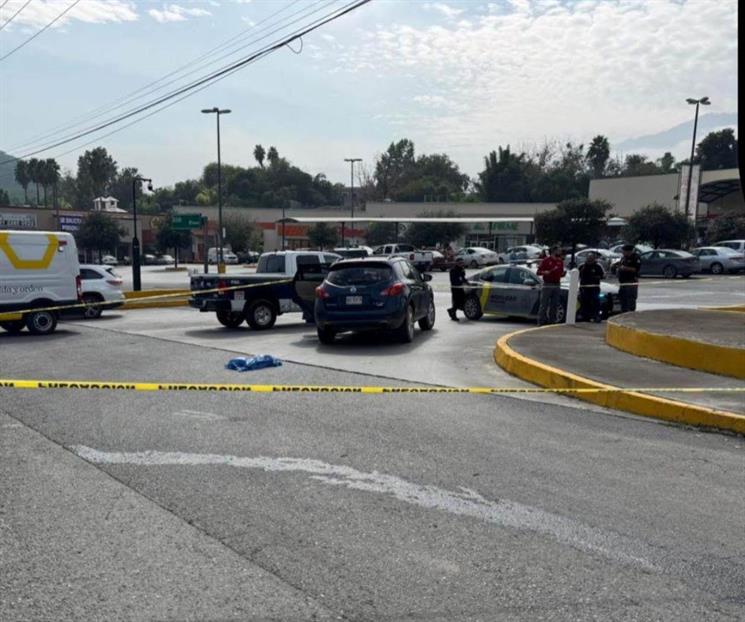 Muere niño al ser arrollado por su mamá