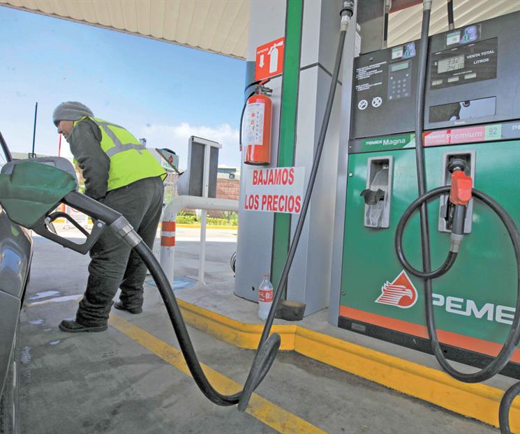 Crece 10 % recaudación por IEPS a gasolina