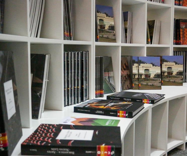 Lleva CONARTE programa literario 2025-2026 a FIL Guadalajara