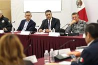 Harfuch se reúne con representantes del autotransporte