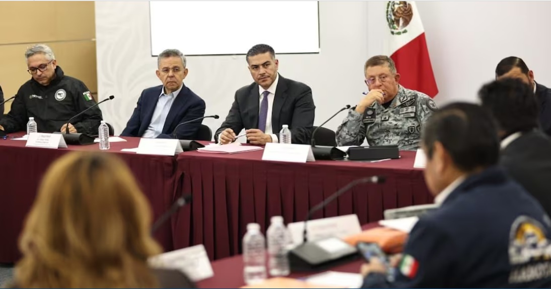 Harfuch se reúne con representantes del autotransporte