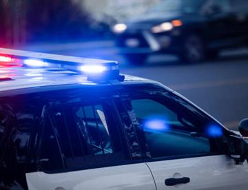 Indagan muerte de hombre a bordo de camioneta en San Pedro