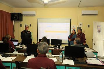 Capacitan a maestros en uso de inteligencia artificial