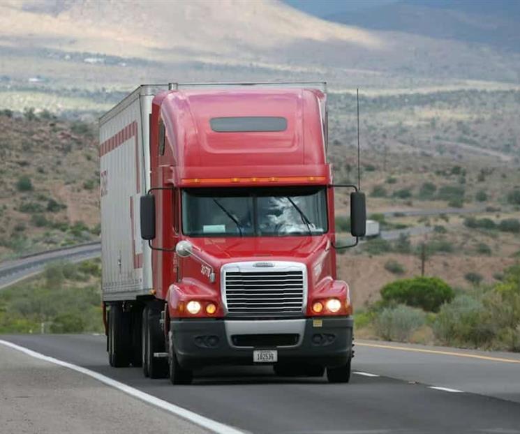 Destacan disminución en robo a transportistas al 54%