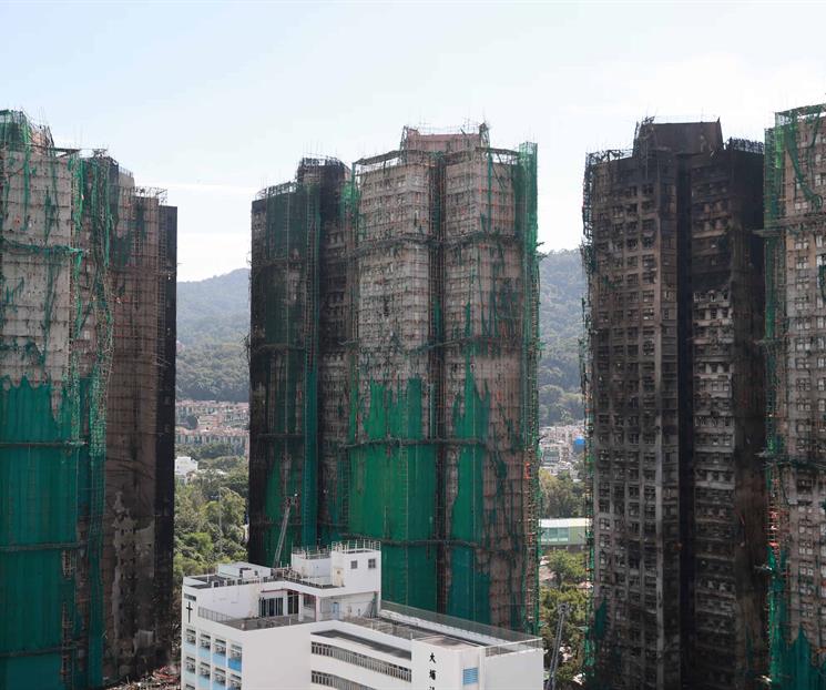 Aumenta a 128 muertos en torres de Hong Kong