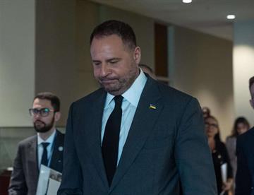 Destituye Zelenski a jefe de gabinete en plena crisis anticorrupción