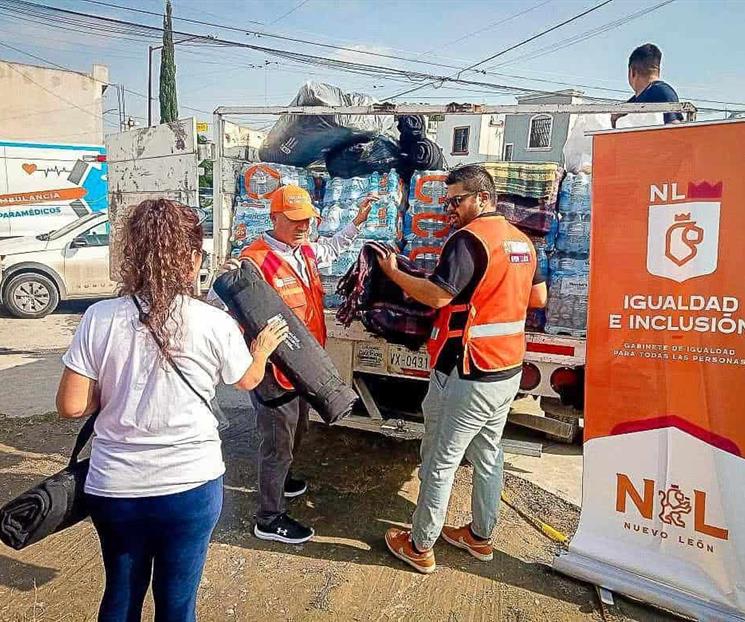 Dan apoyo a familias afectadas