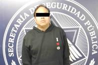 Capturan a hombre con más de 50 tarjetas Capturan a hombre con más de 50 tarjetas
