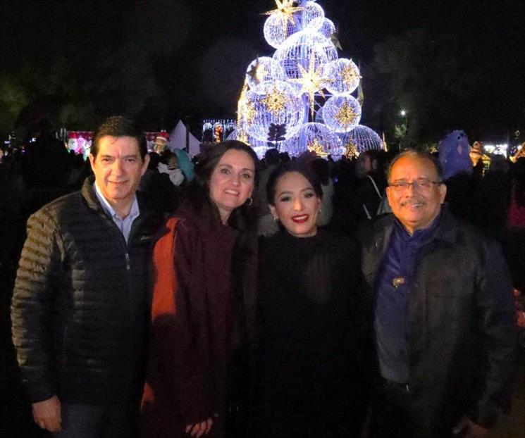 Inicia la temporada navideña en Escobedo