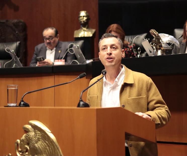 Presenta Colosio reforma a educación