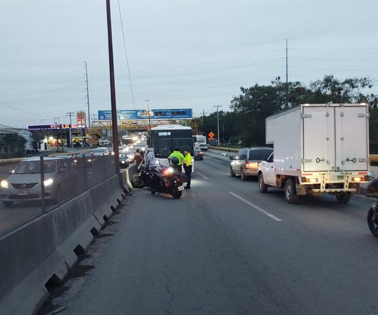 Choque de transportes deja 71 lesionados en Escobedo