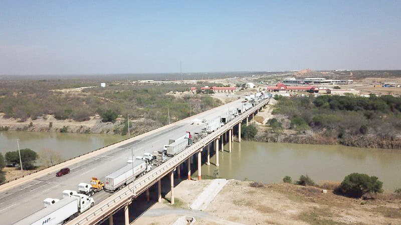 Suben un 40 % los cruces diarios por el Puente Colombia Suben un 40 % los cruces diarios por el Puente Colombia