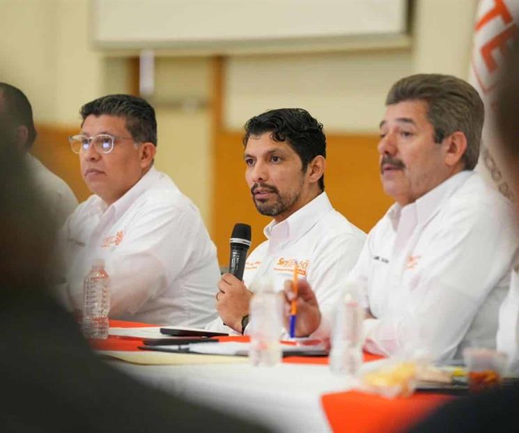 Celebra Escuela Normal ´Miguel F. Martínez´ su 155 aniversario