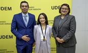 Premia UDEM talento y formación integral de egresada