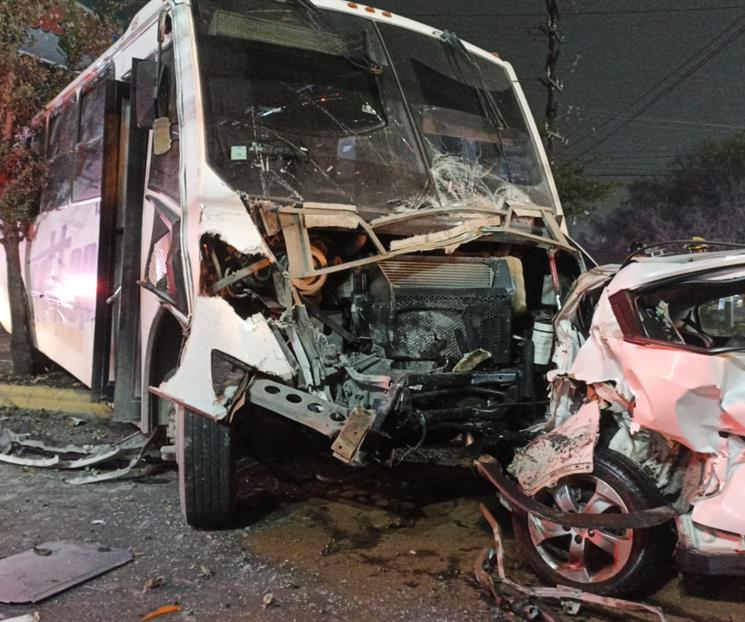 Deja choque múltiple 33 heridos en García