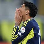 Le anulan gol a Edson Álvarez en clásico turco