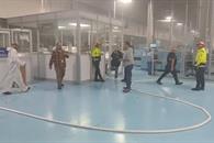 Evacuan a 300 empleados por incendio en fábrica Evacuan a 300 empleados por incendio en fábrica