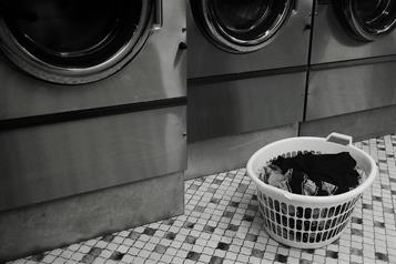 Cómo lavar la ropa deportiva para evitar malos olores