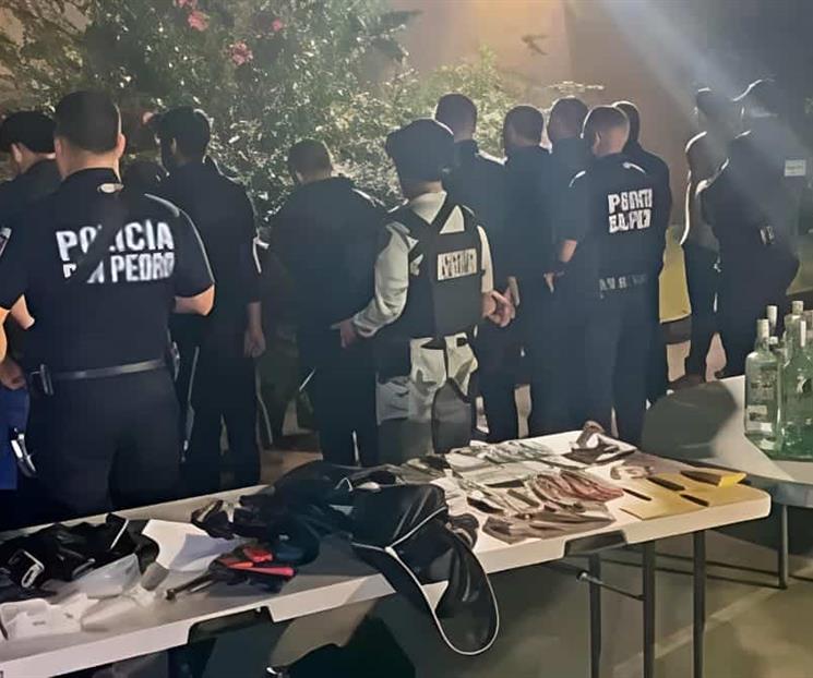 Vinculan a once personas por fiesta ilegal en San Pedro