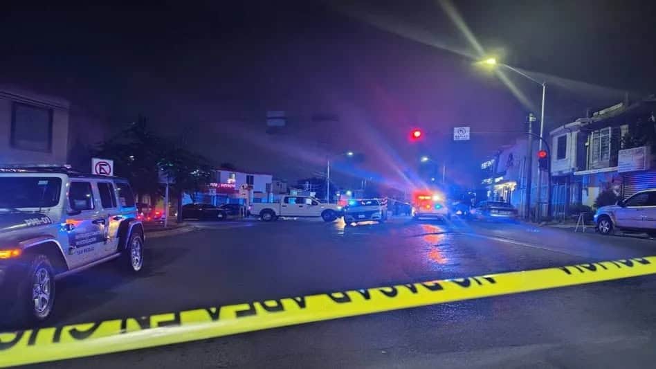 Cuando se encontraban en un domicilio señalado como punto de venta de drogas, dos hombres fueron ejecutados a balazos, en San Nicolás.