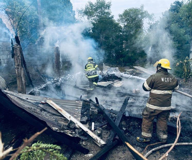 Se incendia vivienda en Montemorelos