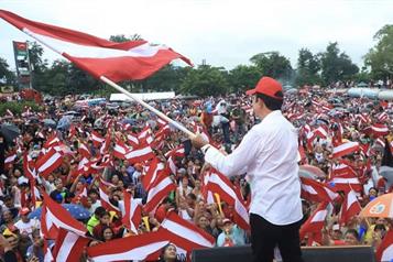 Lidera Salvador Nasralla los comicios de Honduras