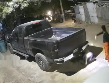 Cae mujer por agredir a su hija de 4 años