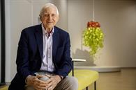 Reflexiona sobre retos que transforman la psicología contemporánea