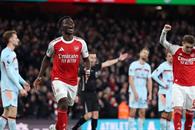 Arsenal sigue liderando la Premier