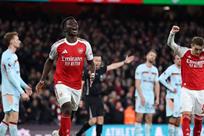 Arsenal sigue liderando la Premier