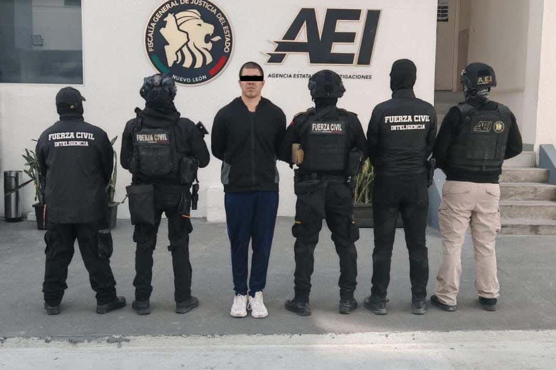 Elementos del Grupo de Coordinación Metropolitana, realizó la detención de un sujeto armado en calles de la colonia Ampliación de Cerritos, en el municipio de García.