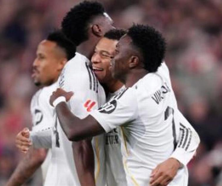 Real Madrid no se separa del Barça