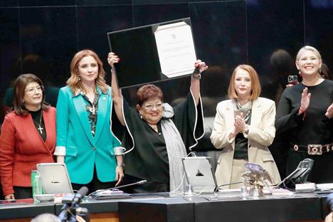 Será Ernestina Godoy nueva titular de la FGR