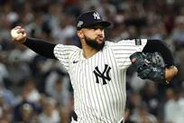 Firma Devin Williams con Mets por 51 millones de dólares!