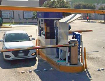 Dan golpiza a ladrón en plaza comercial