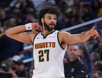 Brilla Murray con 52 puntos y Nuggets vence a Pacers