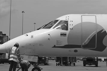 Aerolínea colombiana suspende vuelos a Venezuela