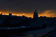 Masivo apagón en Cuba; 3.5 millones de personas a oscuras Masivo apagón en Cuba; 3.5 millones de personas a oscuras