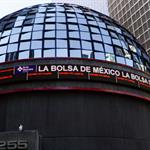 Peso suma 3 jornadas con ganancias frente al dólar