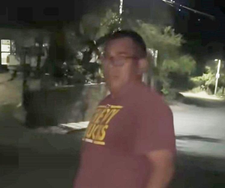 Investigan a policía por maltrato animal